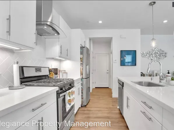 471 Tailoff Ln, Sacramento, CA 95818