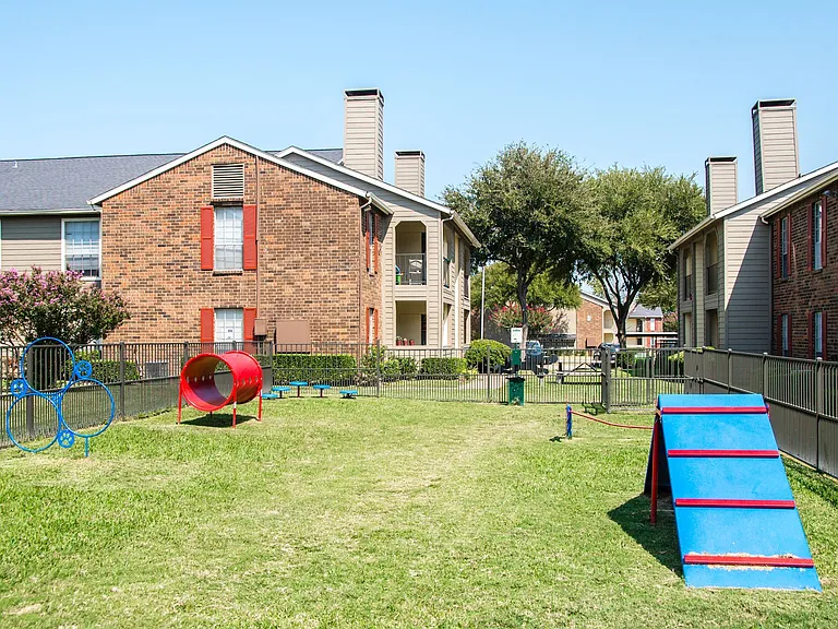 Villas At Waterchase — Photo 16