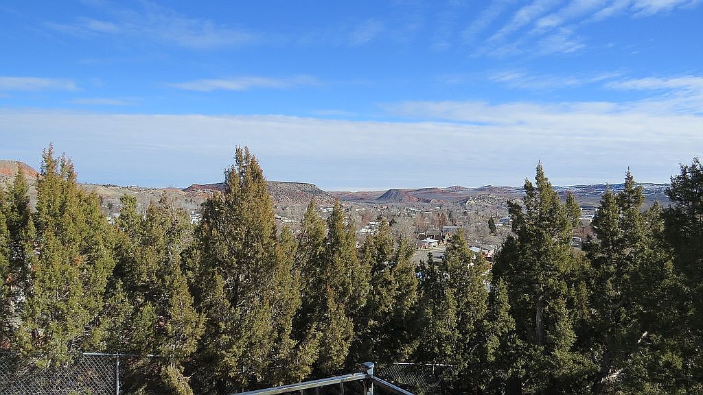 123 Cedar Ridge Dr, Thermopolis, WY 82443 Zillow