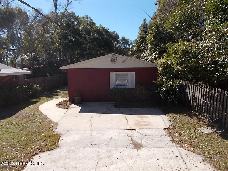 5738 Cruz Rd — Photo 5