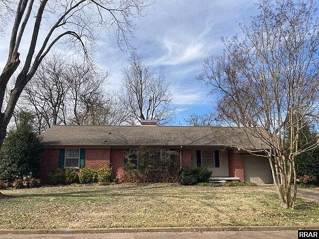1st image of 717 Woodlawn St