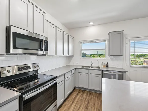 417 Greatest Gift Way, Jarrell, TX 76537
