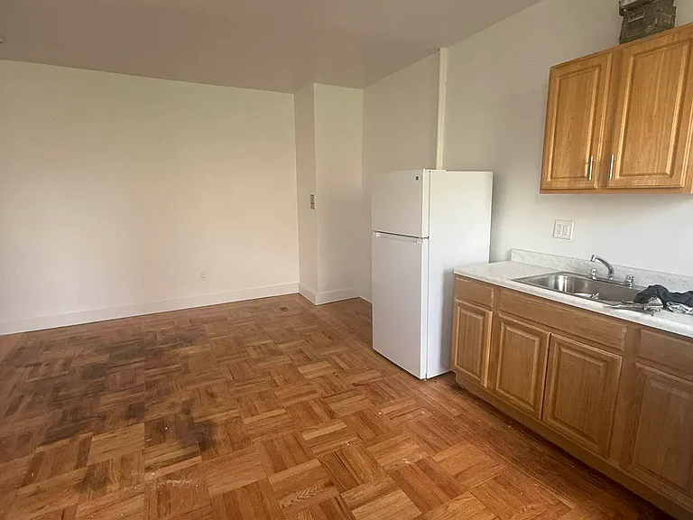 3242 Decatur Ave #33 — Photo 4