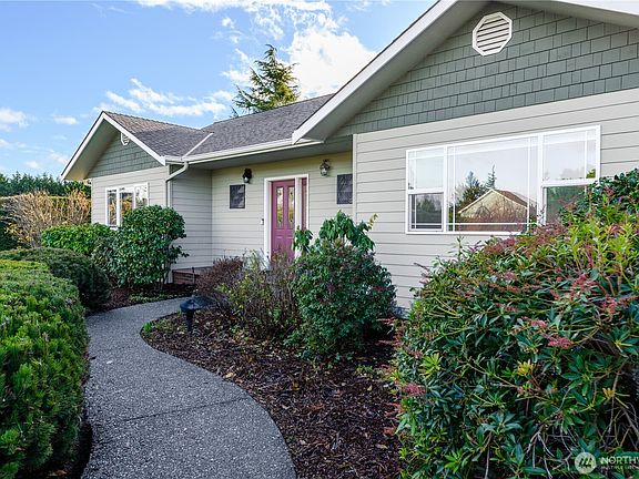 2nd image of 222 Strawberry Field Drive