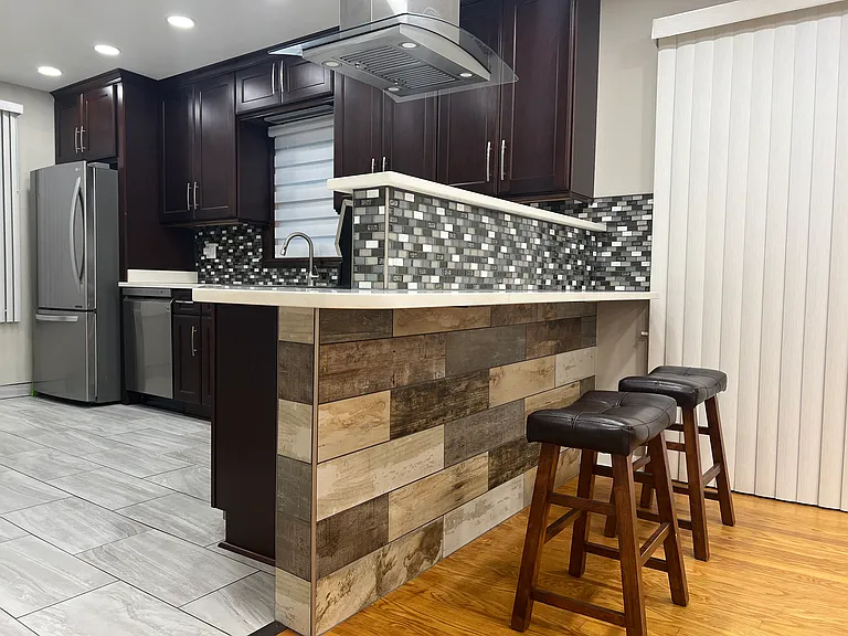 5348 N Lydell Ave — Photo 12