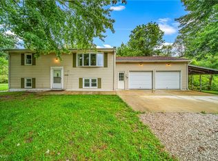 2001 Old Farm St, Ashtabula, OH 44004