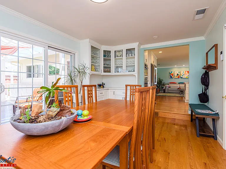 3069 Alexander Ave — Photo 8