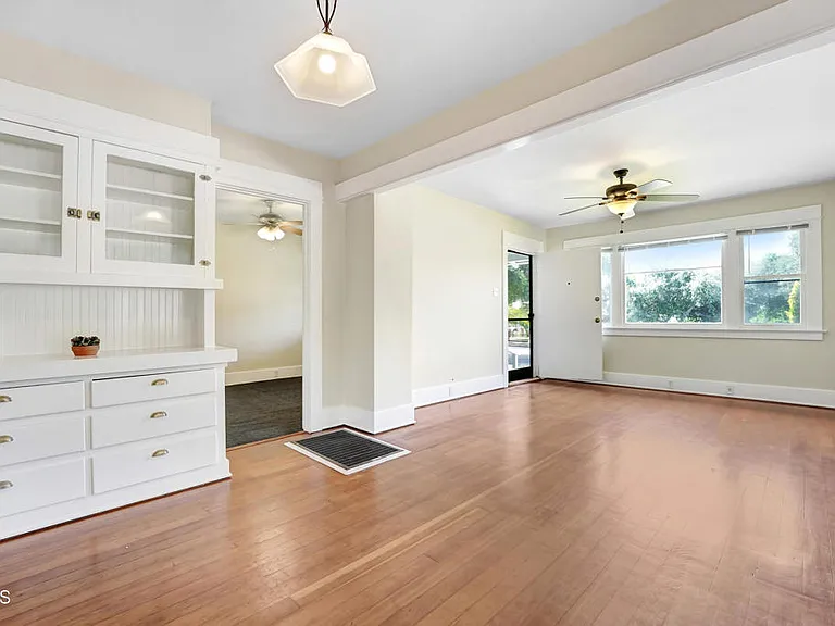 505 E Olive Ave — Photo 5