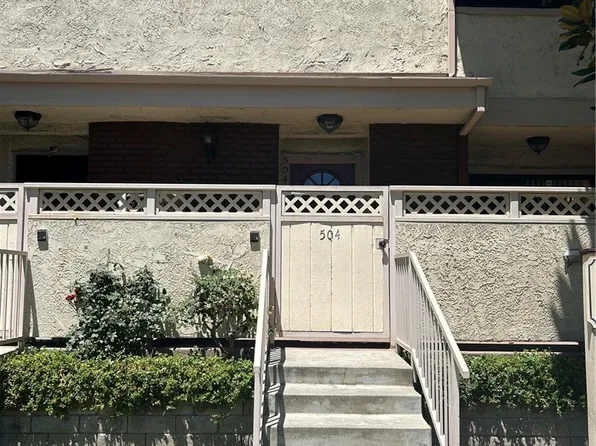 19451 Sherman Way, Reseda, CA 91335