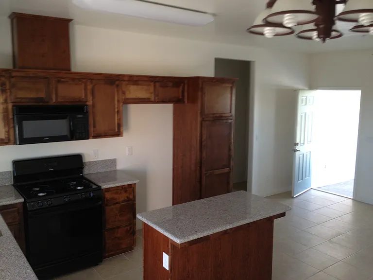 6602 Edgeview Dr #B — Photo 3