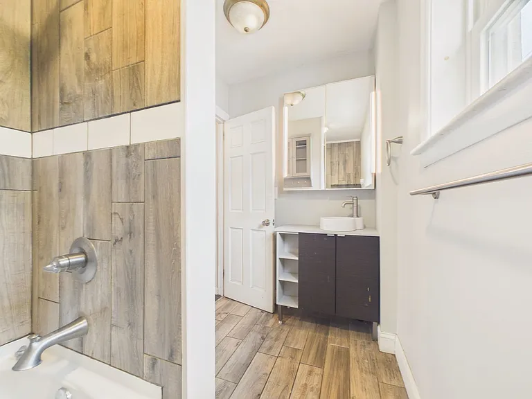 1434 N 4th St — Photo 26