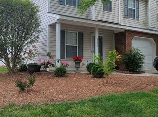 5200 Strasburg Dr, Greensboro, NC 27407