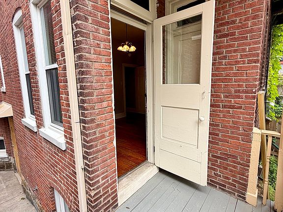 2nd image of 139 College Ave APT 1