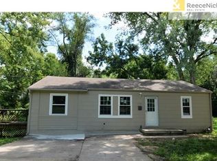 9711 E 24th St S, Independence, MO 64052