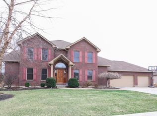 215 Denwood Trl, Englewood, OH 45315