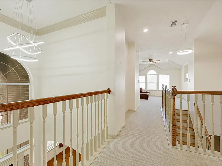 13911 Blue Vista Dr — Photo 17