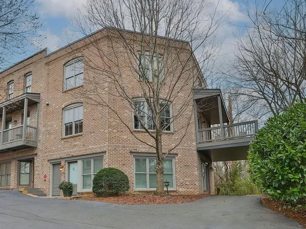 230 Green Oak Dr, Roswell, GA 30075