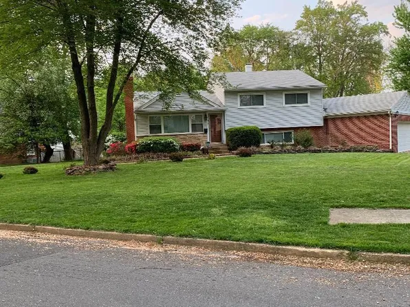 917 Timber Ln SW, Vienna, VA 22180