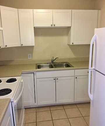 2nd image of 11010 Baywood St APT 1
