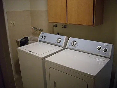 676 Highlander Dr — Photo 3