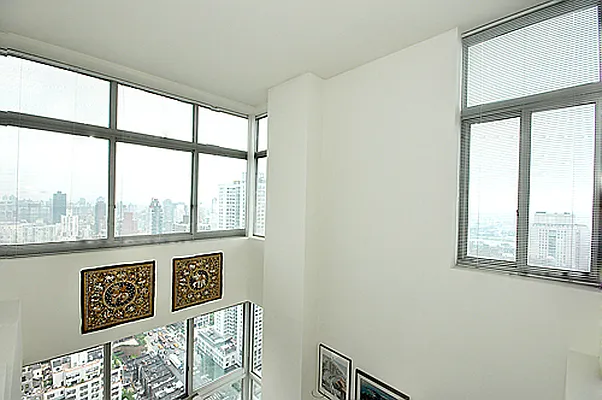 Rented by AIB Management Corp | media 23