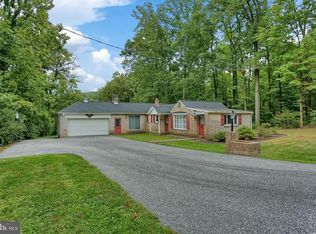 6201 Pigeon Hill Rd, Spring Grove, PA 17362