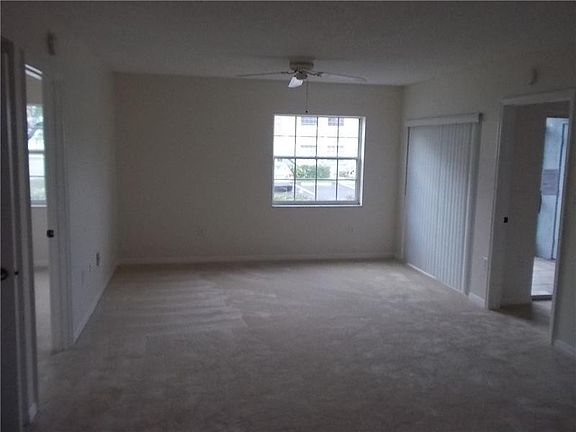 2nd image of 462 NE 210th Circle #102