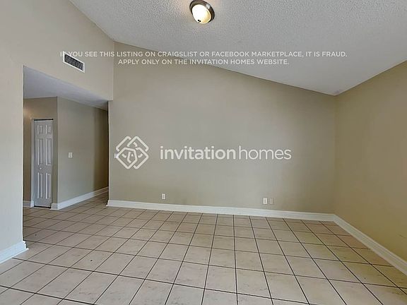 5th image of 11101 NW 26th St