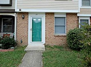 27 Christine Ct, Hampton, VA 23666