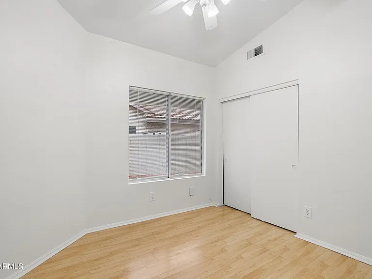 15661 W Hammond Dr — Photo 35