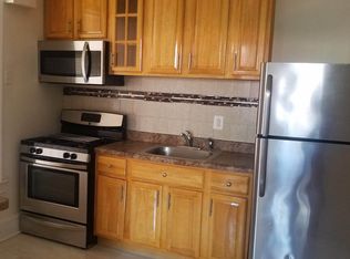 596 Midwood St APT 1F, Brooklyn, NY 11203