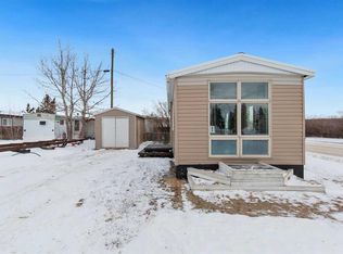 1 Park Ave, Carstairs, AB T0M0N0