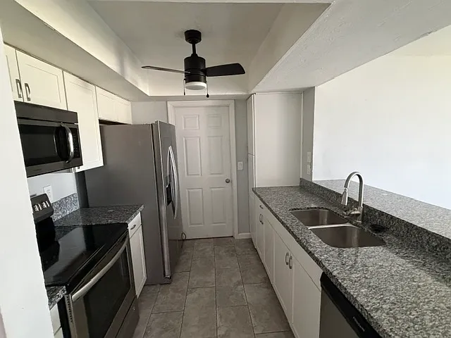 4303 SW Santa Barbara Pl #4303 — Photo 4
