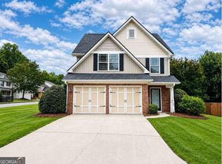 137 Darbys Run Dr, Hiram, GA 30141