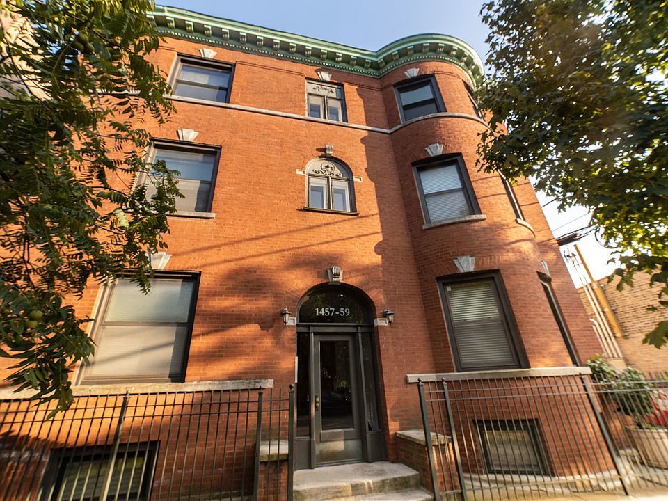 1st image of 1457 W Leland Ave APT 3