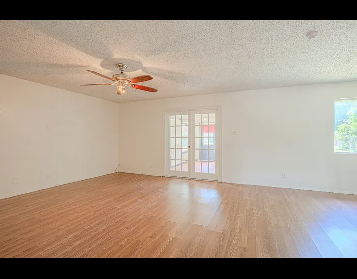 2007 Ruiz Dr — Photo 11