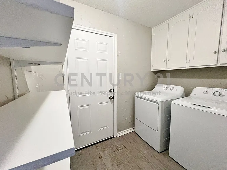 3709 Ashford Ave — Photo 27