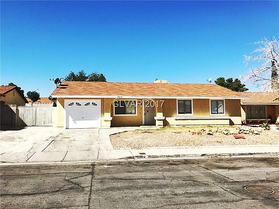 2nd image of 2504 Lakeside Dr