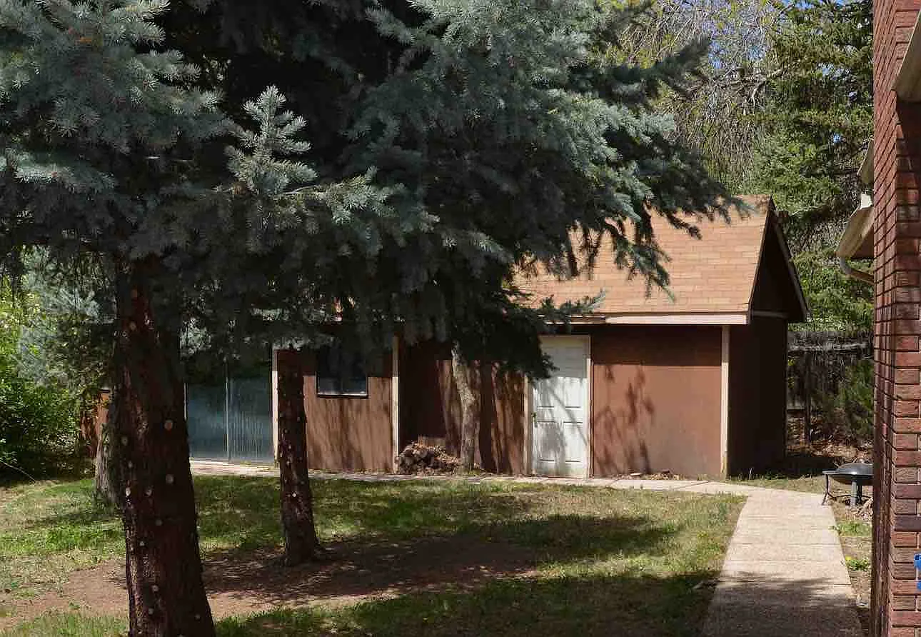4 bed, 3100 sqft, $2,950 — Photo 2