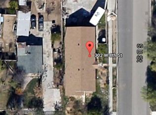 302 W 8th St, Perris, CA 92570