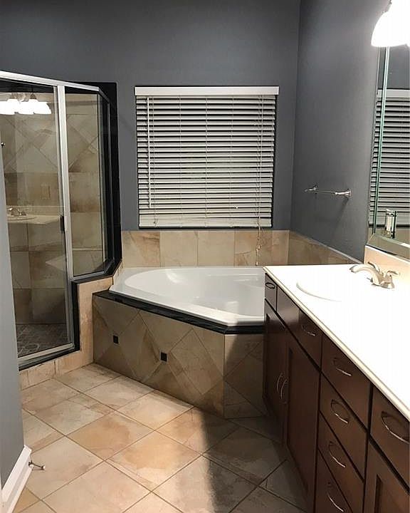 1st image of 2022 N Fitzhugh Ave APT F