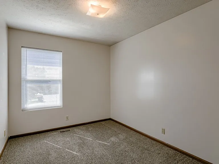 2941 NW 8th St — Photo 24