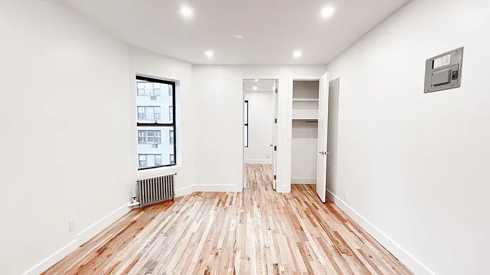 Rented by Brighton Management | media 9