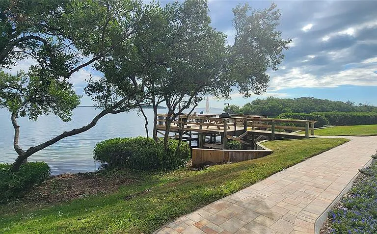 1515 Pinellas Bayway S #17 — Photo 34
