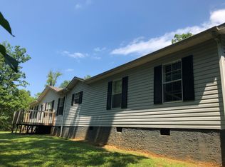 204 Foxtail Heights Dr, Marion, NC 28752