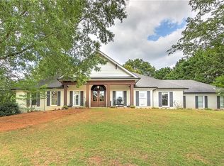 185 Kiveton Park Dr, Roswell, GA 30075