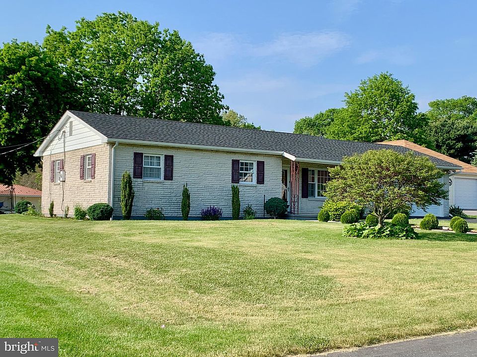 114 W Maple St, Valley View, PA 17983 Zillow