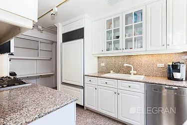 Rented by (Legacy) Elegran