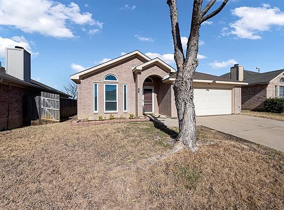 4th image of 807 Birkhill Trl
