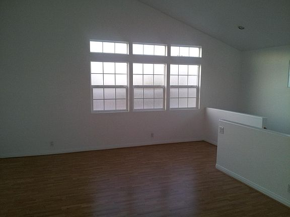 4th image of 2117 Andreo Ave